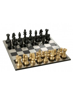 Jeux d'échecs noir et or